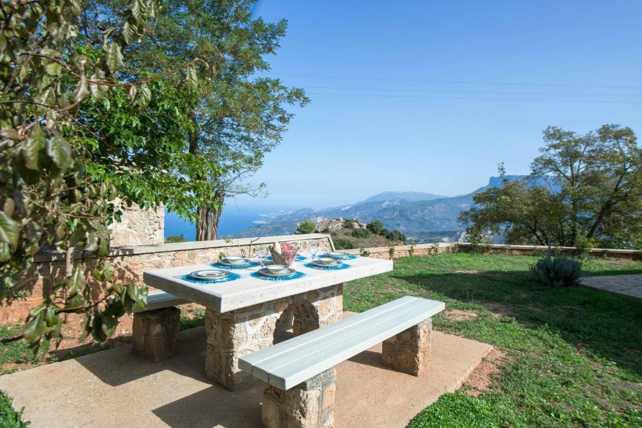 Villa Serenis Porovitsa Esterno foto